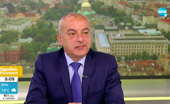 Гълъб Донев: Няма да остане служител, който да не бъде подпомогнат
