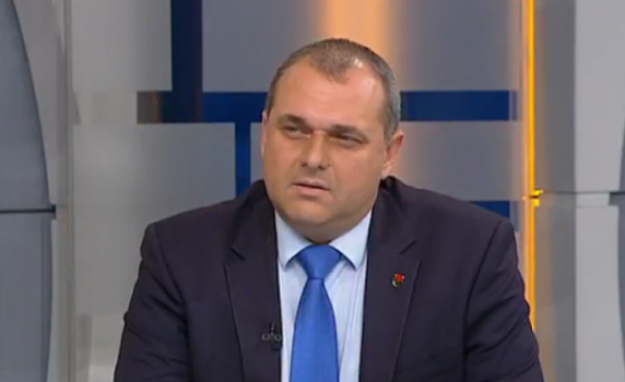Искрен Веселинов: Пътна карта за управление на ковид кризата, финансови обезщетения за всички засегнати сектори и 9% ДДС като постоянна мярка