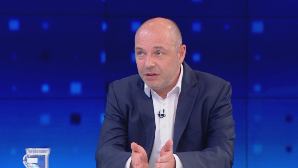 Проф. Габровски за уволнението на проф. Балтов: Позорна история