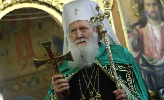 Патриарх Неофит: Носенето на Кръста е едновременно жребий и чест за всеки християнин