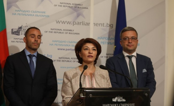 ГЕРБ: Няма данни да са подслушвани граждани, рухнаха опорките на Хаджигенов и Рашков (видео)