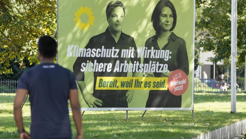 Крайнодесни в Германия получиха разрешение за плакати с лозунг "Зелените на бесилото"