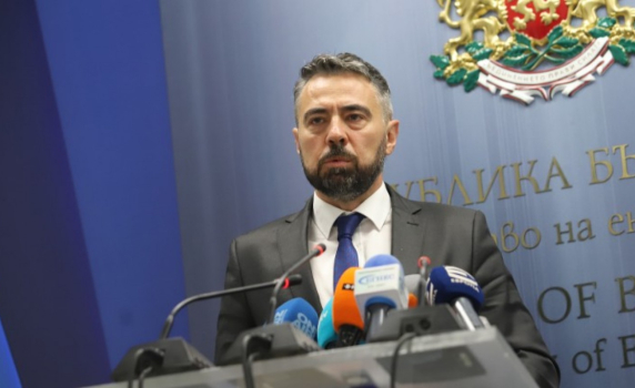 Държавата иска да повлияе на цената на тока, но все още не знае как