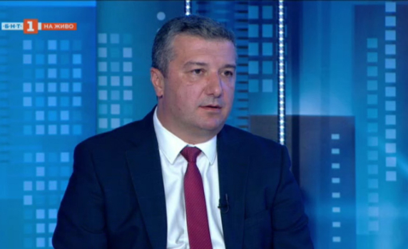 Драгомир Стойнев: БСП избра Радев за президент, искаме да знаем подкрепя ли новия проект 