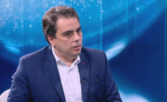 Асен Василев: Румен Спецов получи заплахи за жената и децата си от български бизнесмен  