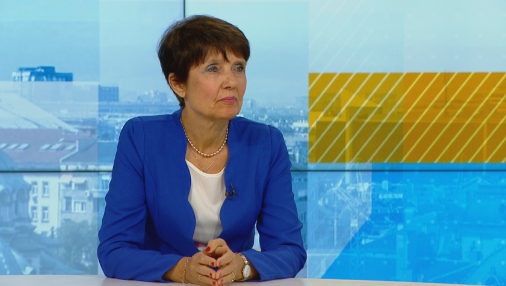 Д-р София Ангелова: Не трябва да делим обществото на ваксинирани и неваксинирани
