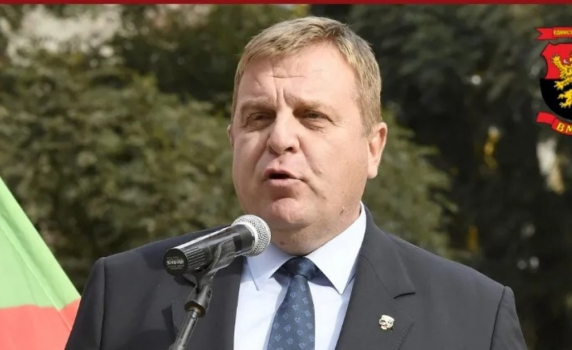 Каракачанов: Нека си пожелаем лидери с идеи и характер, а не поредните проектчета за власт на чужди интереси