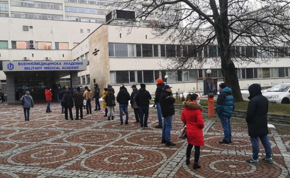 10-16 май е пикът при ваксините, спадът оттогава е почти троен