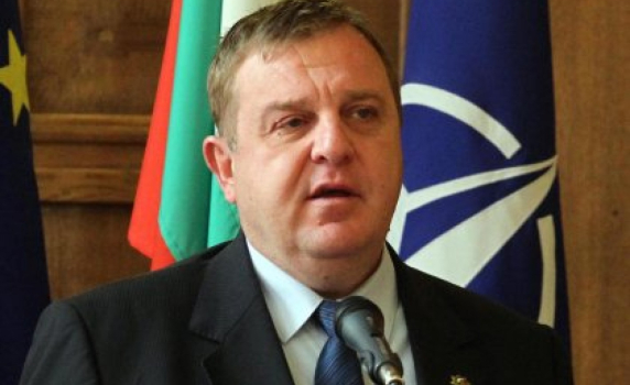 Каракачанев: Закриване на КЕВР и контрол върху монополистите