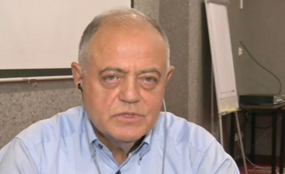 Атанасов: От няколко месеца сме президентска република. Властта се услади на Радев и служебното правителство  