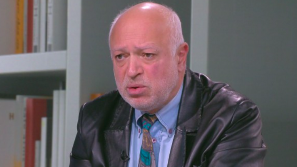 Минеков: ГЕРБ е превзела със сила два етажа от НДК. Искам си наема