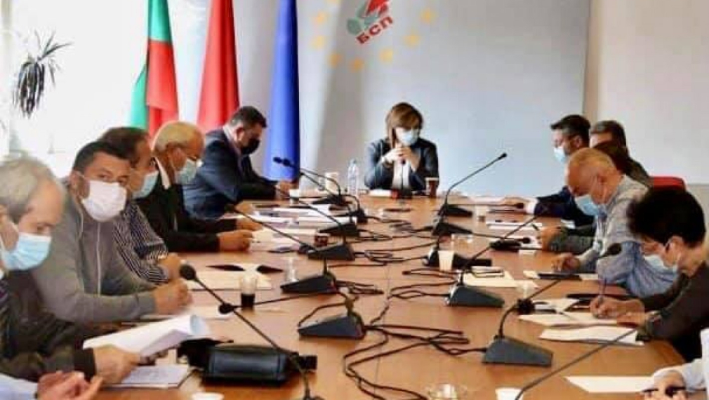 БСП излъчи трима представители в инициативния комитет на Радев