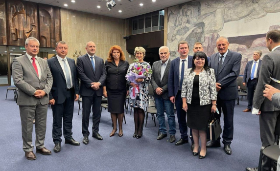 Весела Лечева: Подкрепата за Радев е единственото отговорно решение