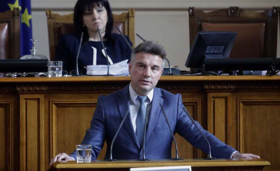 Проф. Иво Христов вече няма да е депутат от БСП