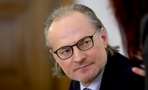 И Лозан Панов ще се кандидатира за президент