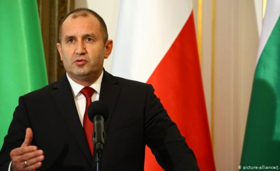 Румен Радев: България настоява за правнообвързващи гаранции в диалога от страна на РСМ