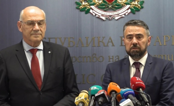 Председателят на КЕВР: Не вярвайте на прогнозите за шоково поскъпване на тока и парното
