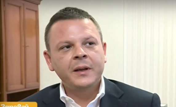 Министърът на транспорта: Собственикът на „Вера Су” играе театър