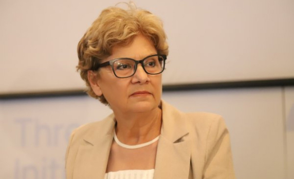 Комитова: Не съм сигурна, че протестиращите са без заплати