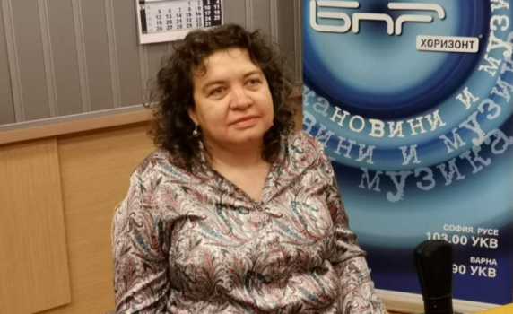 Доц. Киселова: КС може да изиска официално тълкуване от съответната държава дали едно лице е неин гражданин