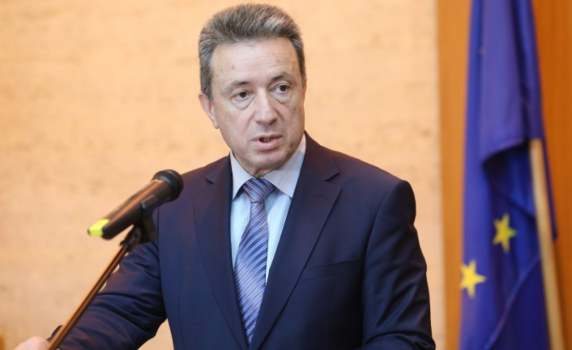 Правосъдното министерство установило, че Кирил Петков е с двойно гражданство, още докато беше министър
