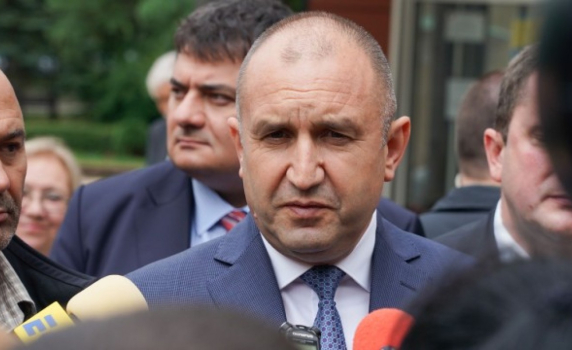 Радев: ЕС не се ангажира с конкретна помощ за кризата с тока