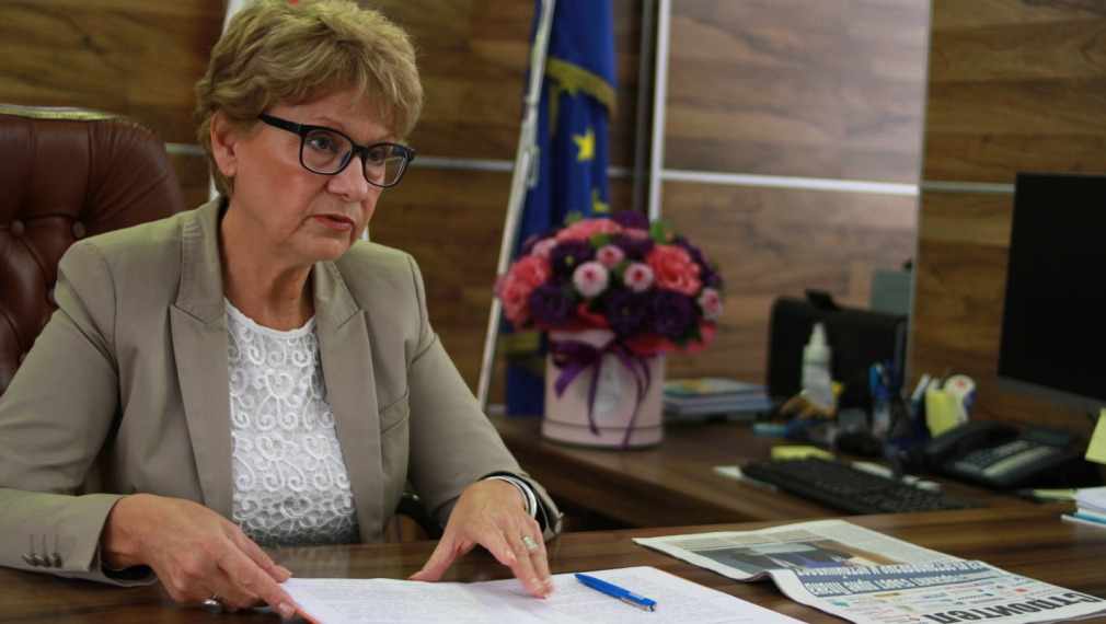 Комитова:  Ще предложа 1,5 млрд. лв. за ремонт и поддръжка на пътищата в бюджет 2022