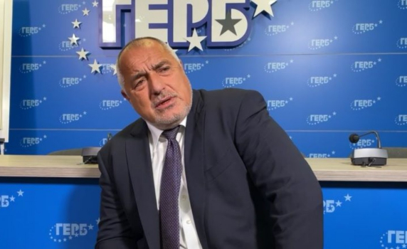 Борисов: Токът може да скочи с 40% от Нова година, кабинетът не прави нищо
