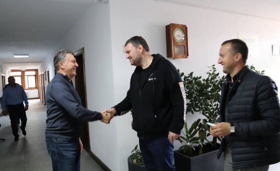 Пеевски: Олигархът Иво Прокопиев е пречката Банско да стане световен зимен курорт
