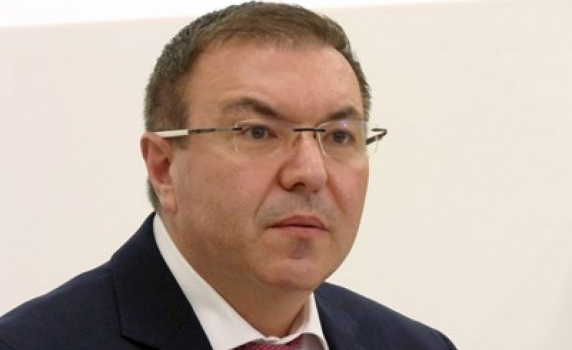 Костадин Ангелов: Тестове "близалка" за деца, 13 млн. лв. и "наша фирма"?