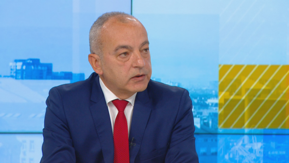 Гълъб Донев: Зеленият сертификат не нарушава трудовите права