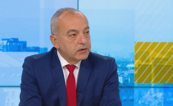 Гълъб Донев: Зеленият сертификат не нарушава трудовите права