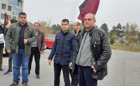 ВМРО продължава протестните действия срещу високите цени на ток, парно, газ, храни и услуги с автопоход в Русе
