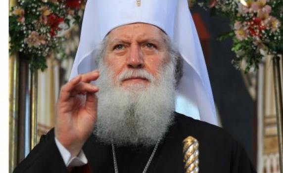 Патриарх Неофит: Празникът на народните будители е празник на неугасимия православен български дух