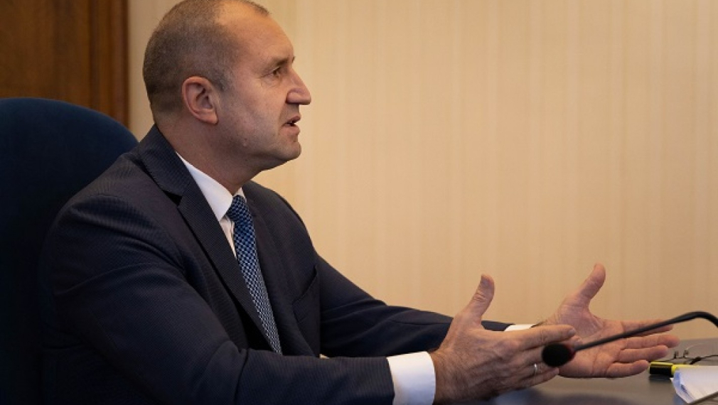 Радев: Разговарях с Амазон и Гугъл да влязат в общия ни проект с Швейцария за Център за високотехнологичен интелект