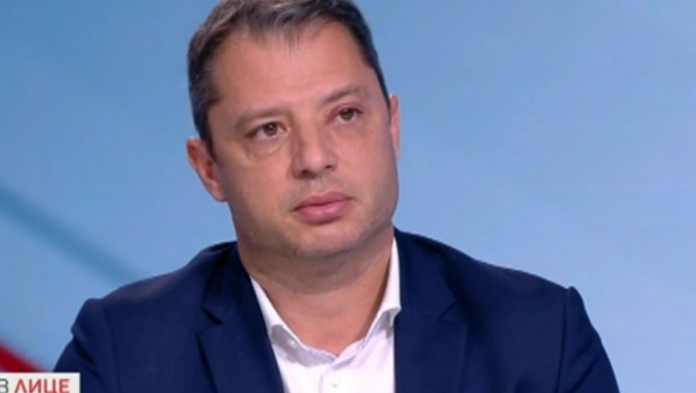 Делян Добрев: Правителството трябва да подаде оставка