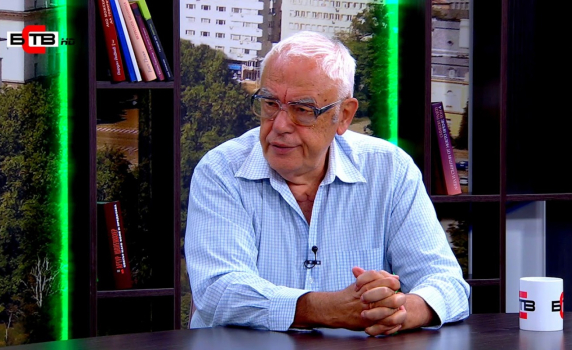 Проф. Младен Григоров: Вместо да се хващаме за ръце и да спираме плановия прием, трябваше да обособим COVID болници