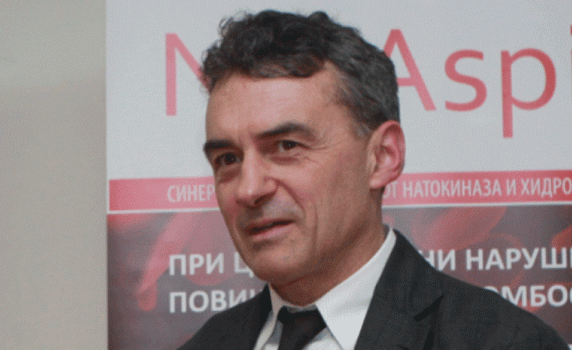 Проф. Иво Петров: България гори. Пълният локдаун е единственото спасение  