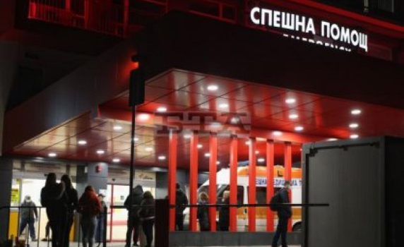 Близо 1000 души с Covid са постъпили в болница у нас за денонощие