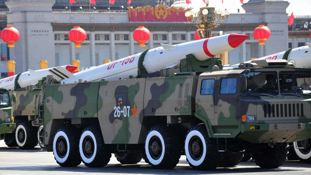 САЩ: До 2030 г. Китай ще разполага с 1000 ядрени бойни глави