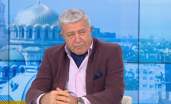 Проф. Генчо Начев: Хората със сърдечни проблеми най-много трябва да се ваксинират