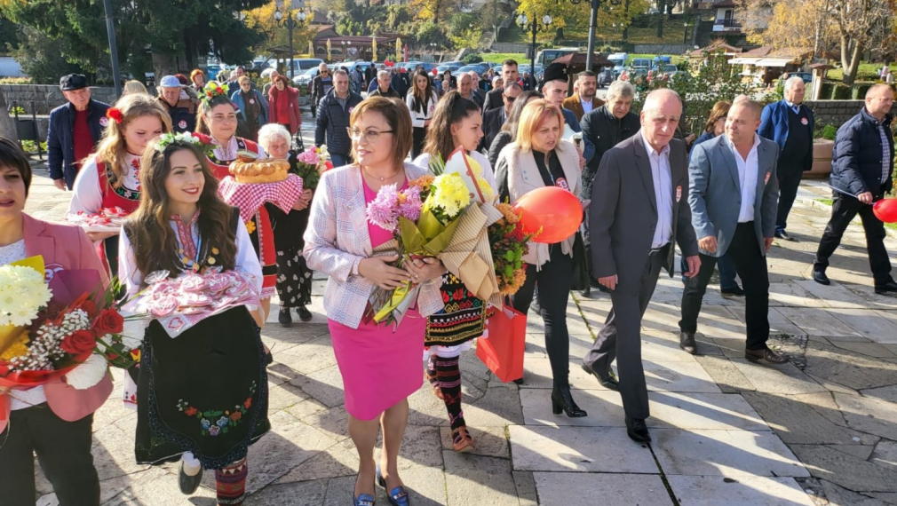 Нинова в Калофер: Само БСП съчетаваме в едно промяна, стабилност и предвидимост