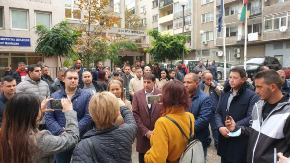 „Икономическа полиция“ профилактира корпоративния вот в Раковски, привика 34 души от общинско пътно предприятие