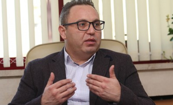 Стоян Беличев: На почивка съм, в събота се връщам в България