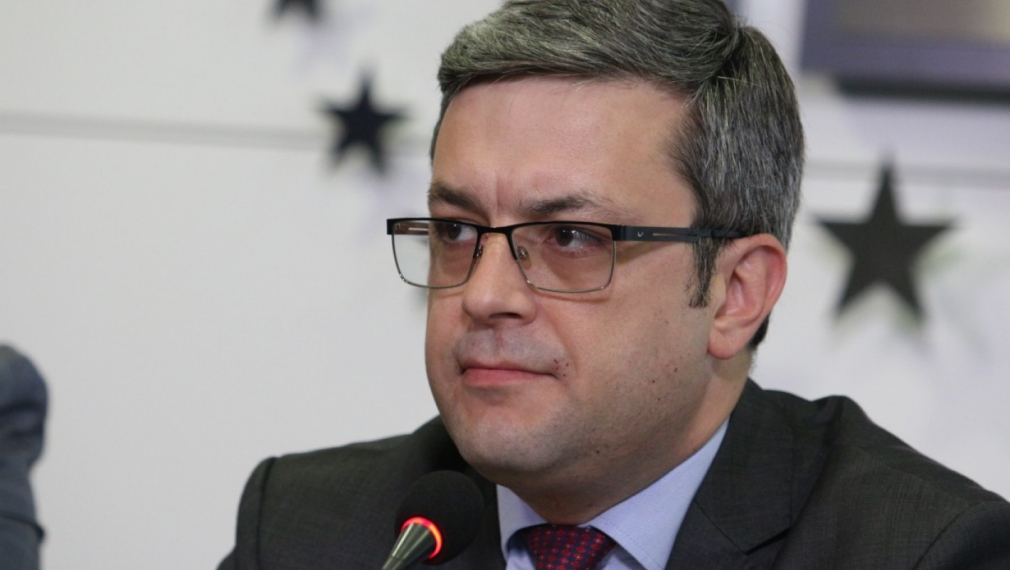 Тома Биков: Вече имаме либерална левица, промотирана от Радев. ГЕРБ ще бъде в опозиция