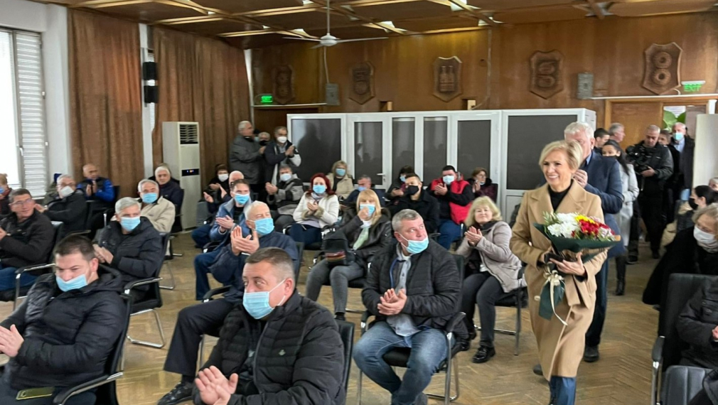 Невяна Митева: Призовавам на 21-ви ноември да не позволяваме да бъдем затворници в собствената си държава