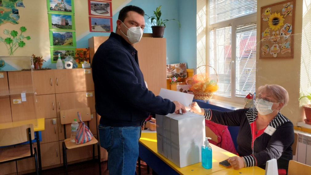 Калоян Паргов: Гласувах за президентска институция, която ще е символ на продължаващата промяна