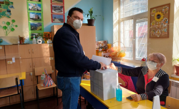 Калоян Паргов: Гласувах за президентска институция, която ще е символ на продължаващата промяна