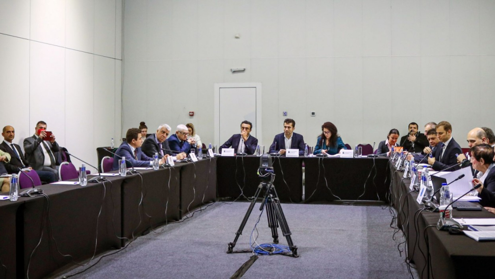  Преговорите за транспорта: БСП иска нов Закон за пътищата, ИТН - контролен орган за маркировката