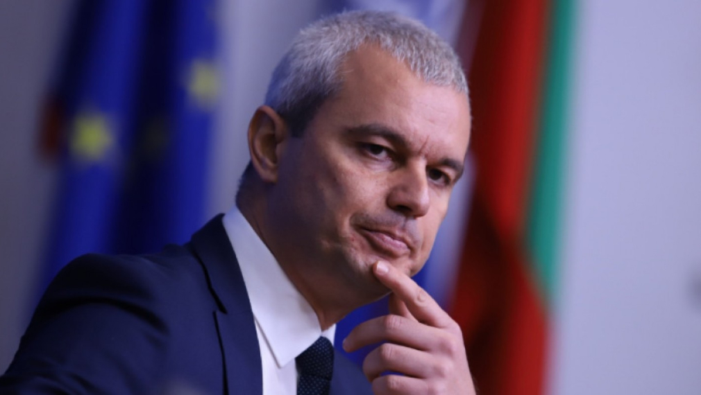 Костадинов за преговорите: Не виждам нещо, което да заслужава подкрепата ни